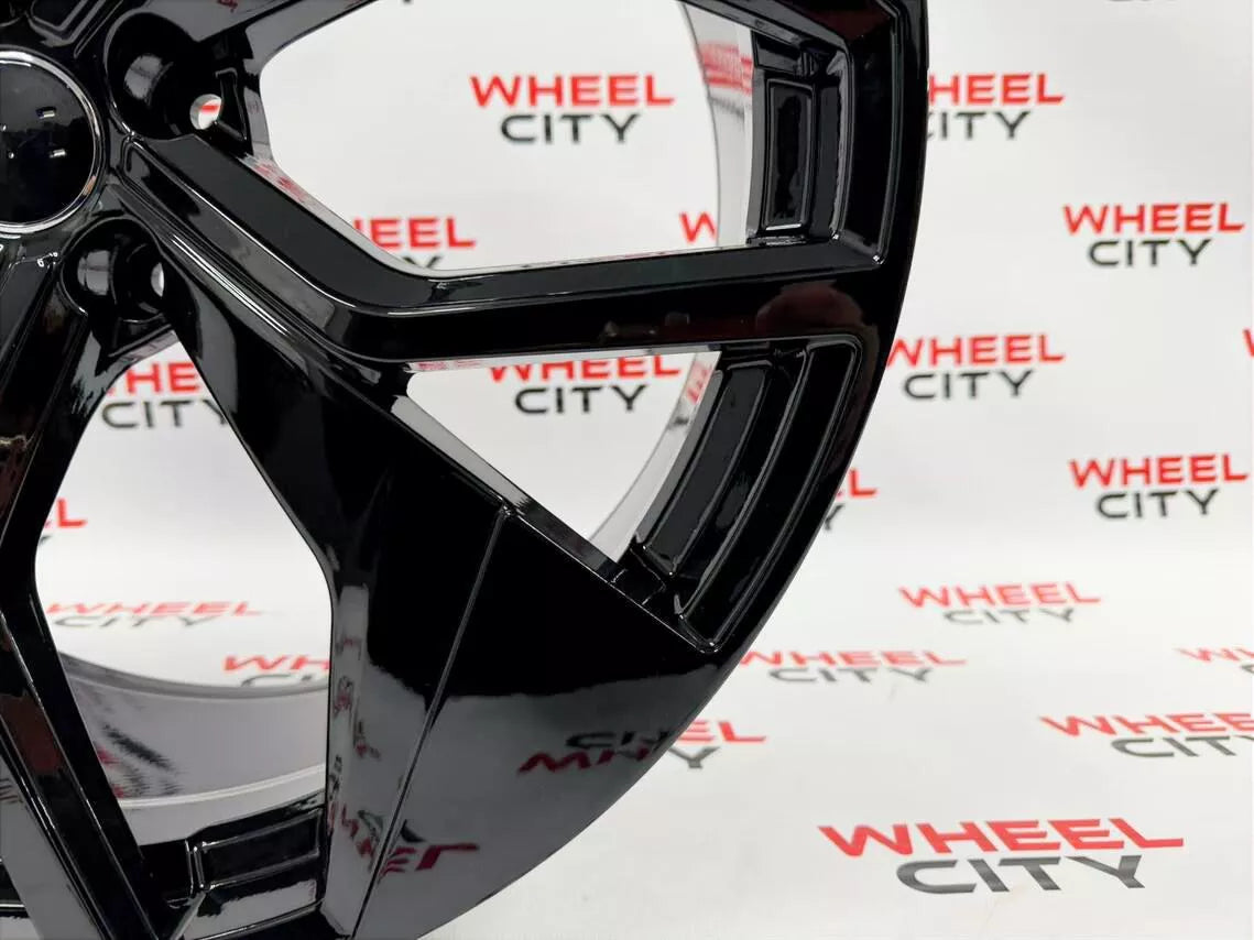 22" Audi Q8 Style Gloss Black Alloys