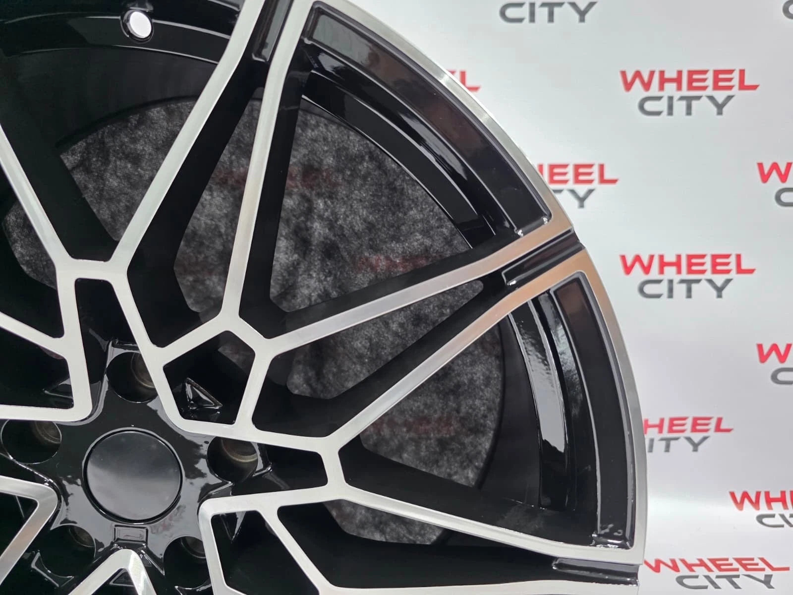 19" BMW 826m Style Alloys