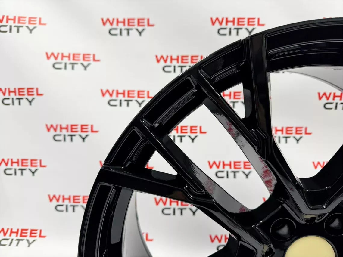 22" 809m BMW Style Gloss Black Alloys