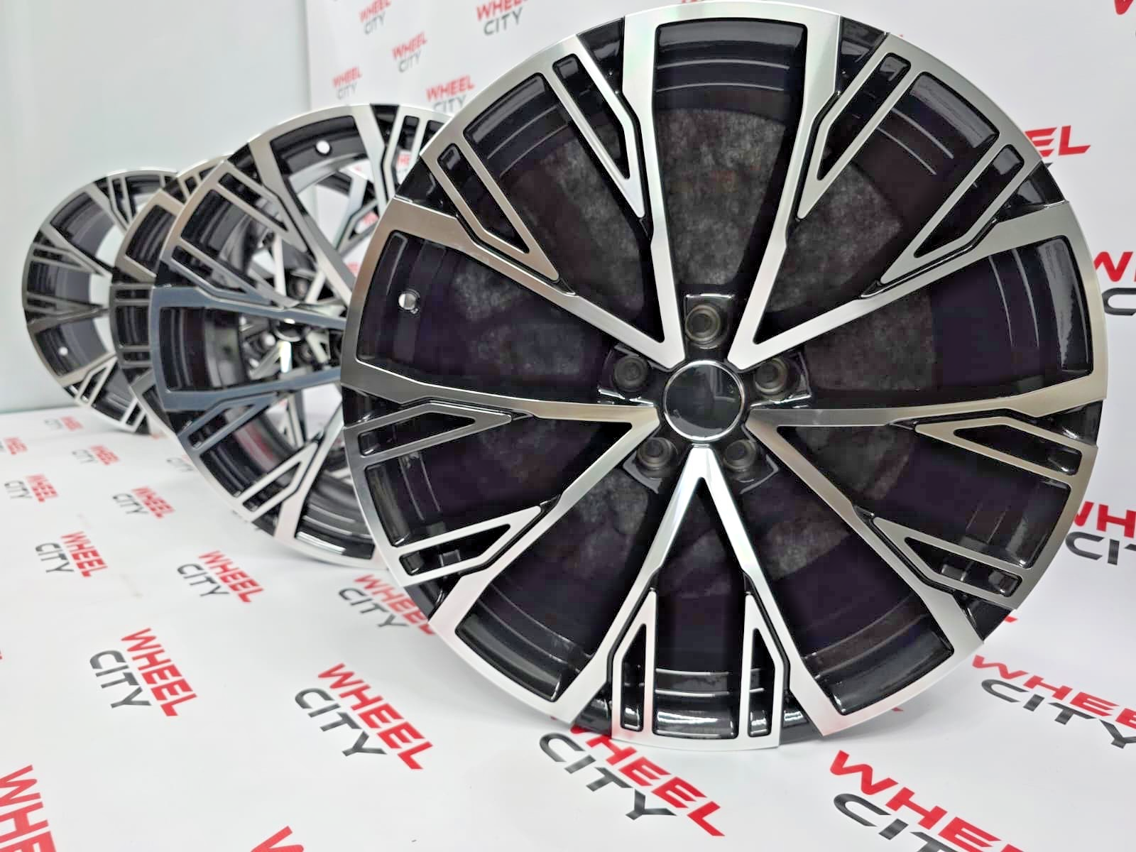 19" Audi RS Style Alloys